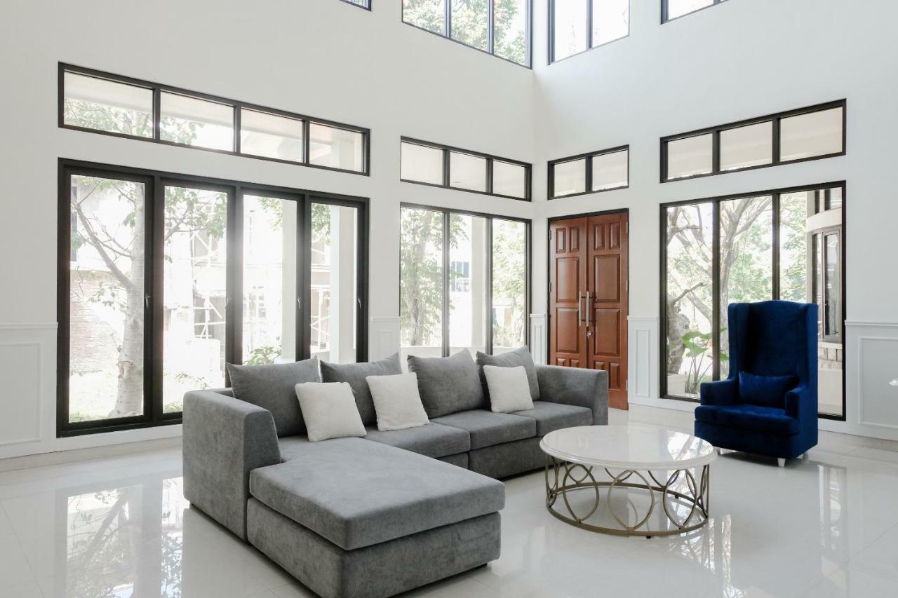 Oyo 1110 Ijen Butik House Hotell Malang Exteriör bild
