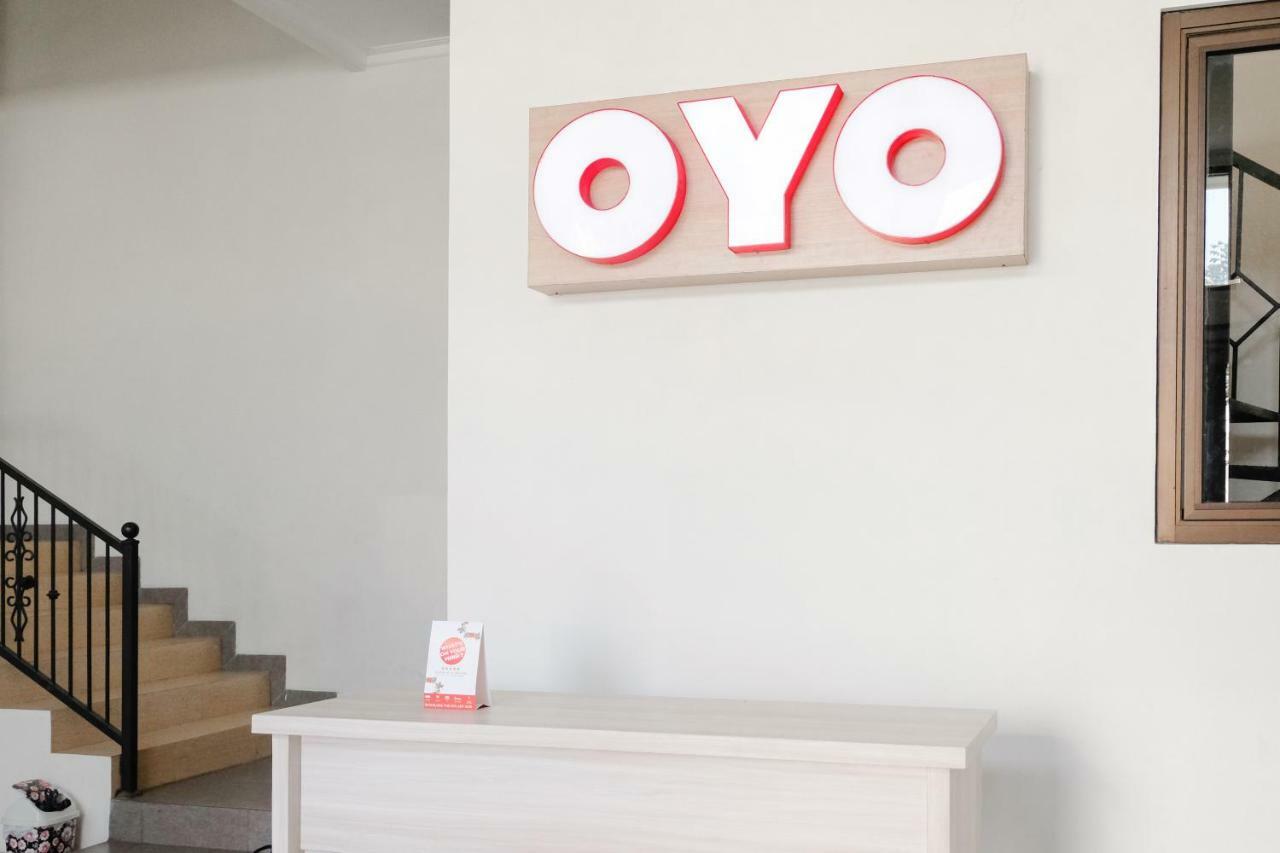Oyo 1110 Ijen Butik House Hotell Malang Exteriör bild